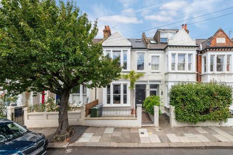 4 bedroom terraced house for sale, Fernhurst Road, London, SW6.