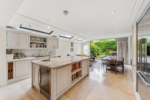 4 bedroom terraced house for sale, Fernhurst Road, London, SW6.