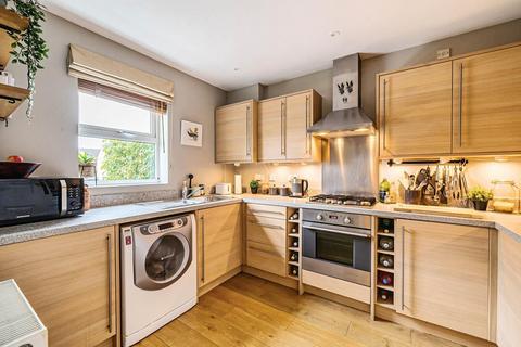 57 Avenue De Gien, Malmesbury, SN16 9GX