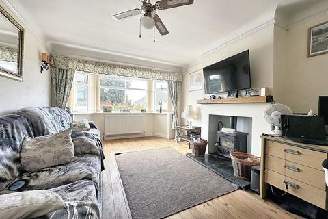 3 bedroom chalet for sale, Ashdown Road, Fawley, SO45