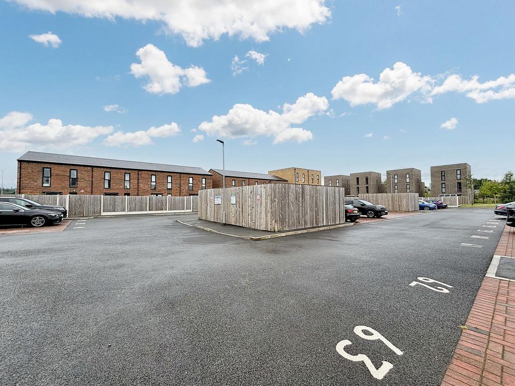 Communal Gated Car Park with Visitor Car Parking