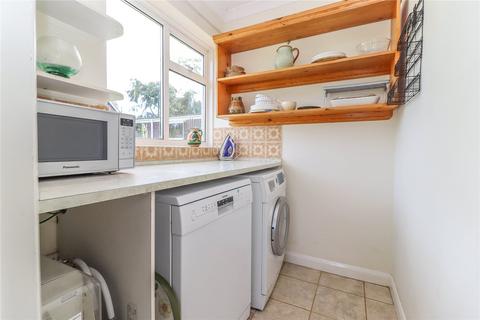 3 Hayes Close, Kings Somborne, Stockbridge, SO20 6QF