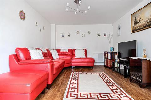 14 Comet Crescent, Calne, SN11 8FT