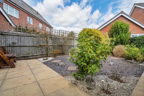 14 Comet Crescent, Calne, SN11 8FT