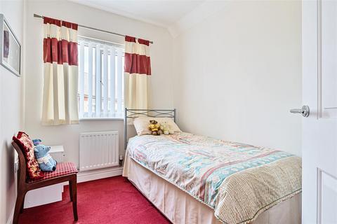 14 Comet Crescent, Calne, SN11 8FT