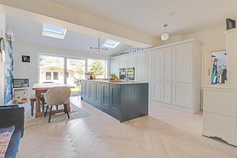 15 Armitage Road, Southend-on-sea, SS1 3RR