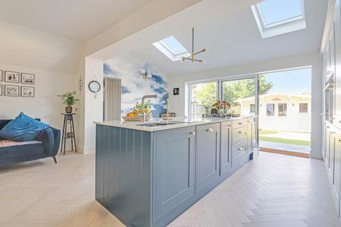 15 Armitage Road, Southend-on-sea, SS1 3RR