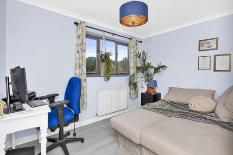 2a Read Road, Ashtead, KT21 2HS