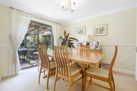 2 Deightons Close, Bridgnorth, WV16 5JH
