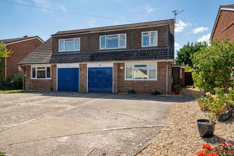 37a Pack Lane, Oakley, Basingstoke, RG23 7BJ