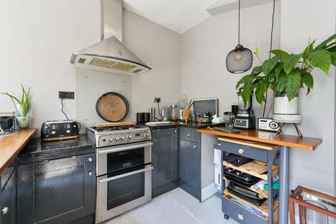 3 bedroom terraced house for sale, London Road, Brentford, TW7