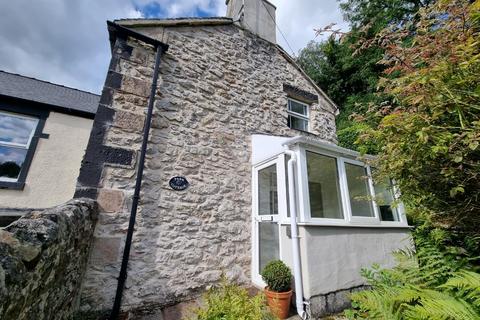 3 bedroom cottage to rent, Yeoman Street, Bonsall DE4