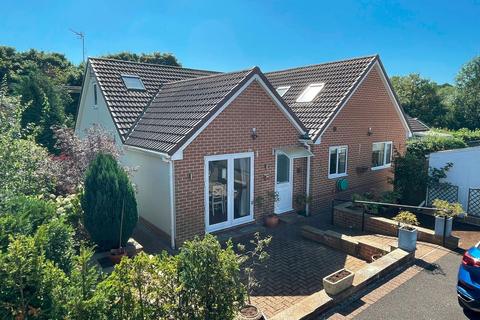 4 bedroom detached house for sale, Birks Lane, Millhouse Green