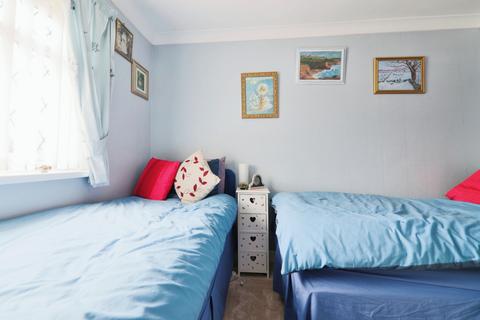 25 Fulford Crescent, New Holland, Barrow-upon-humber, DN19 7BH