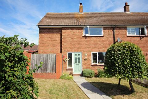 3 bedroom semi-detached house for sale, Beech Avenue, Braintree, CM7