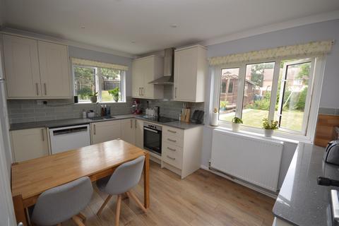 52 Beech Avenue, Braintree, CM7 5UB