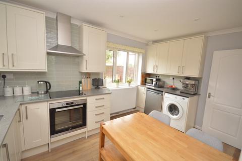 52 Beech Avenue, Braintree, CM7 5UB