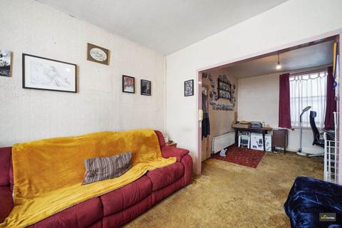 3 Olive Road, London, E13 9PZ