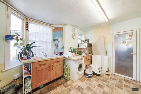 3 Olive Road, London, E13 9PZ