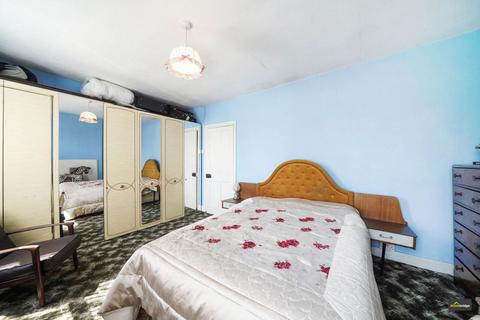 3 Olive Road, London, E13 9PZ