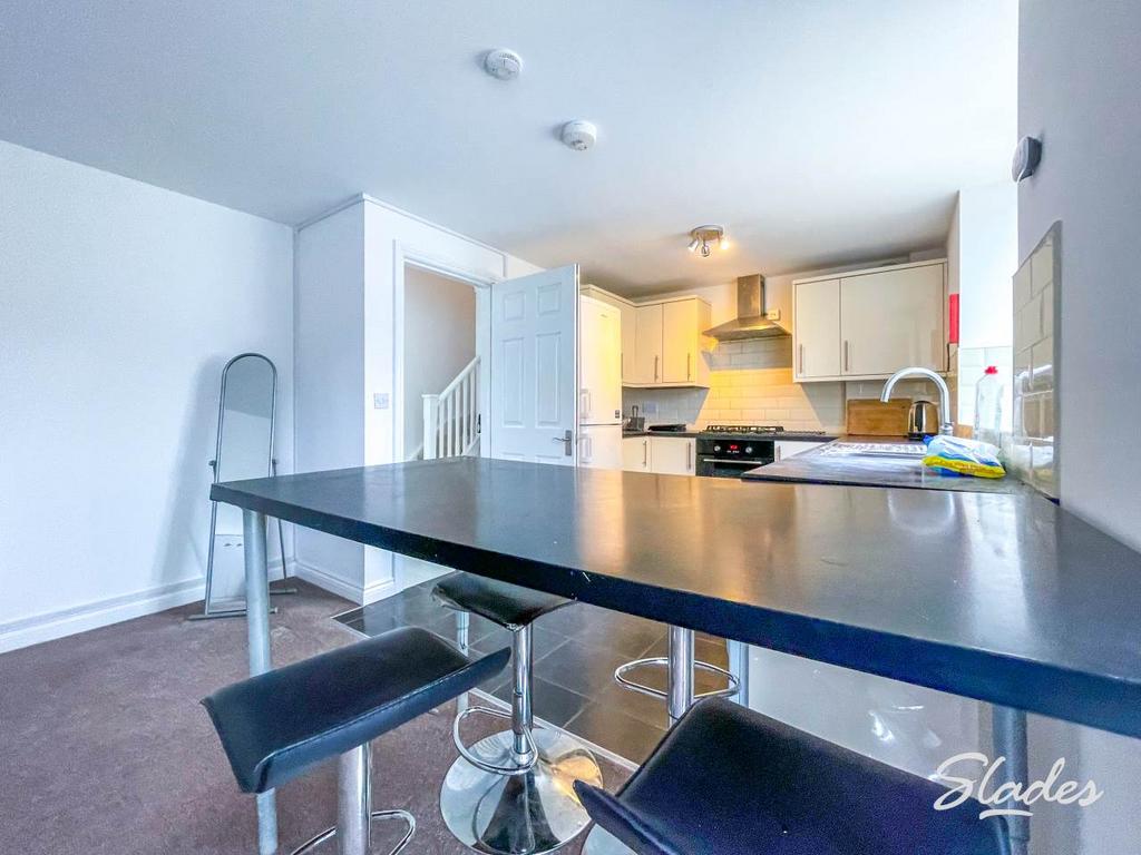 1 wick kitchen 3