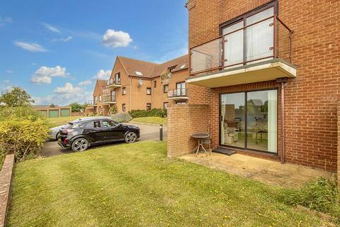 1 bedroom ground floor flat for sale, Redgate Heights, Hunstanton