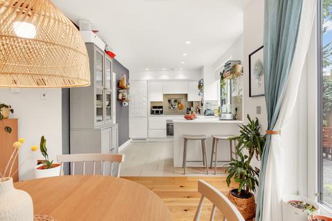 4 bedroom flat for sale, 10 Andre Street, Hackney E8