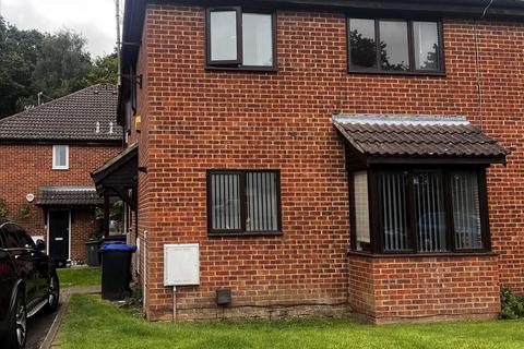 2 bedroom house to rent, Langtons Meadows, Slough