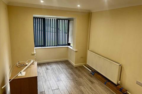 2 bedroom house to rent, Langtons Meadows, Slough