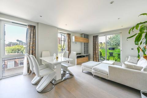 2 bedroom flat for sale, Plough Road, Clapham Junction, London, SW11