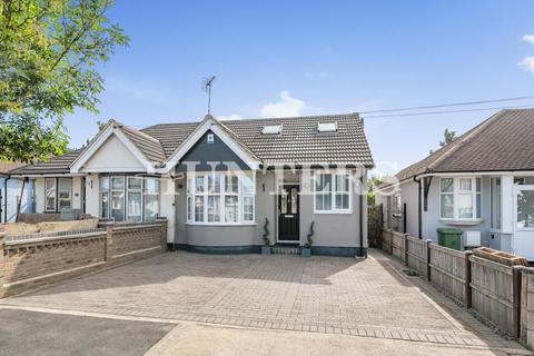 4 bedroom semi-detached bungalow for sale, Kempton Avenue, Hornchurch