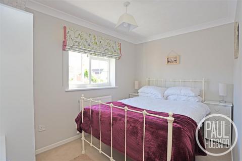 31 Bloomfield Way, Carlton Colville, Lowestoft, NR33 8TH