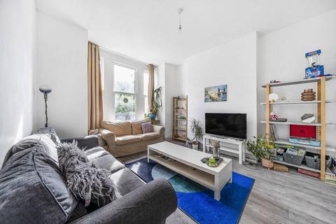 6 bedroom terraced house to rent, Berners Road, Wood Green, London, N22