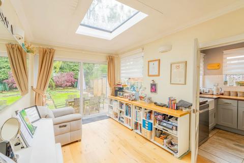 3 bedroom semi-detached house for sale, Letchworth Road, Leicester LE3