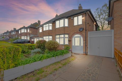 3 bedroom semi-detached house for sale, Letchworth Road, Leicester LE3