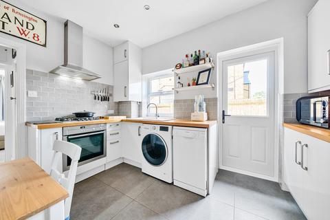 74 Second Cross Road, Twickenham, TW2 5RA