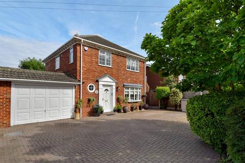 3 bedroom detached house for sale, Borstal Hill, Whitstable