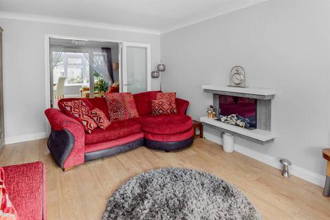 77 Borstal Hill, Whitstable, CT5 4NU