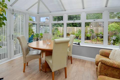 77 Borstal Hill, Whitstable, CT5 4NU