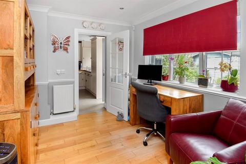 77 Borstal Hill, Whitstable, CT5 4NU