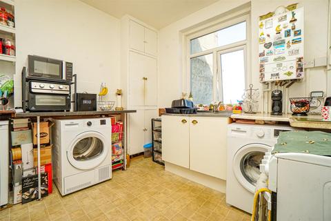 3 bedroom terraced house for sale, Emmanuel Road, Hastings