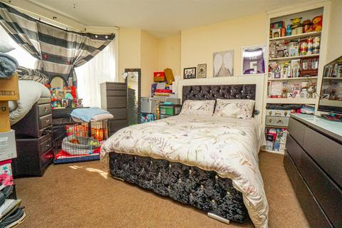 3 bedroom terraced house for sale, Emmanuel Road, Hastings