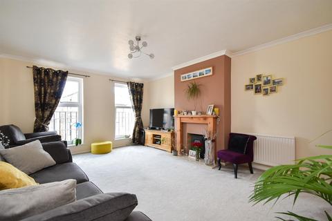 3 bedroom townhouse for sale, Michele Close, St. Leonards-On-Sea