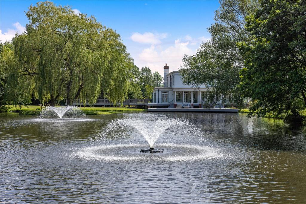 Fountain