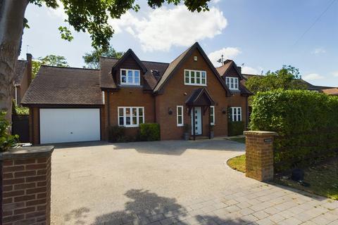 4 bedroom detached house for sale, Buckland Lodge, Buckland