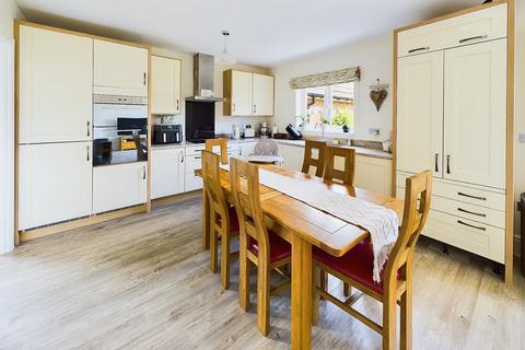 4 bedroom detached house for sale, Butts Road, Ottery St Mary