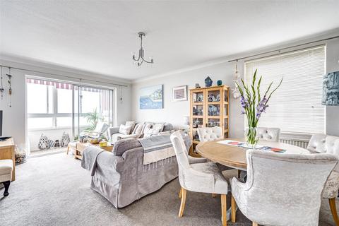 2 bedroom flat for sale, West Parade, Worthing, West Sussex, BN11