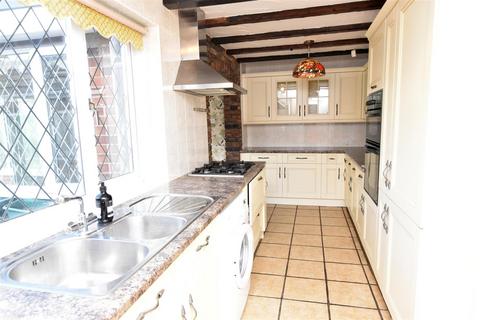 13 Landeck Avenue, Grimsby, DN34 4PR