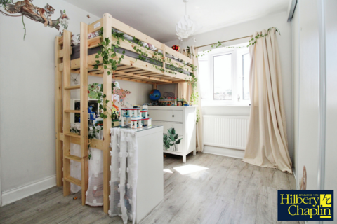 1 Link Way, Hornchurch, RM11 3RN