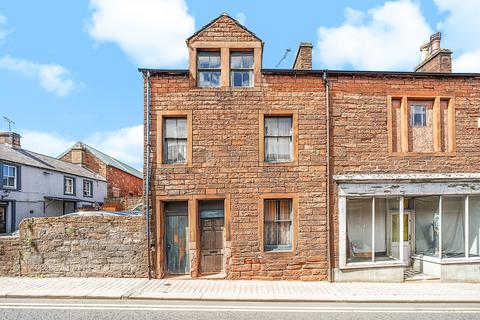 5 bedroom end of terrace house for sale, 47 Castlegate, Penrith, Cumbria, CA11 7HY